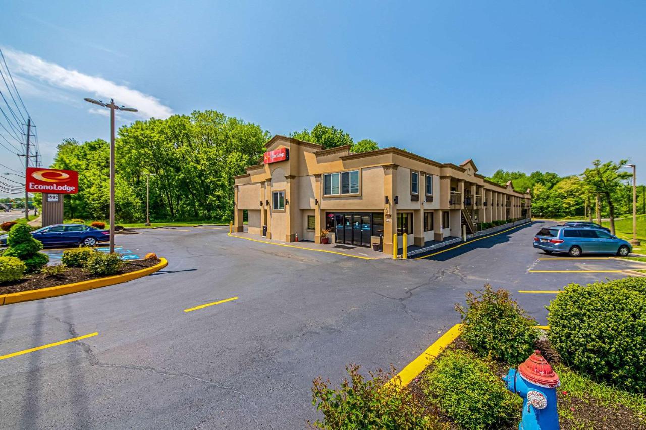 Econo Lodge Mount Laurel Exterior photo